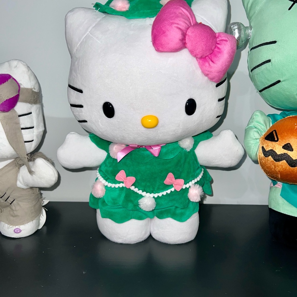 Hello Kitty Plush Greeter in Green Dress with Pink Bow